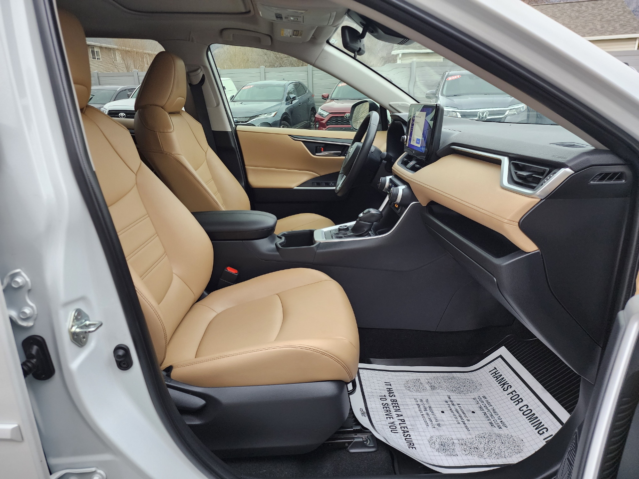 Toyota RAV4 Hybrid XLE Premium 2023