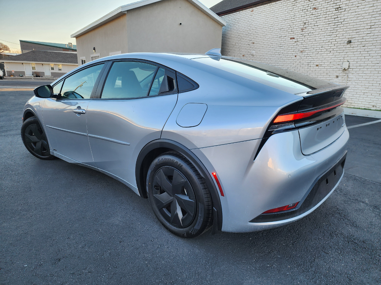 Toyota Prius LE AWD 2024