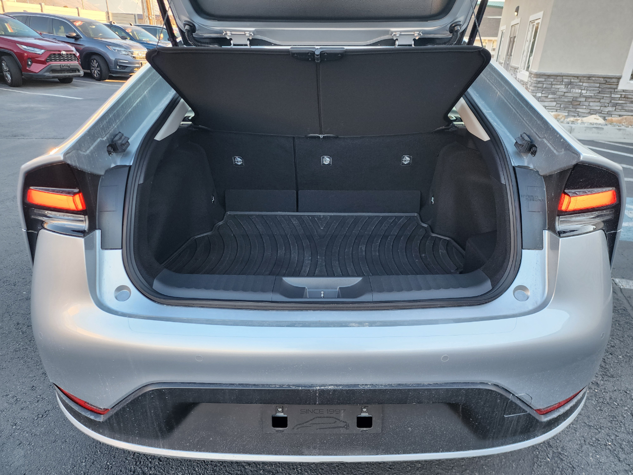 Toyota Prius LE AWD 2024