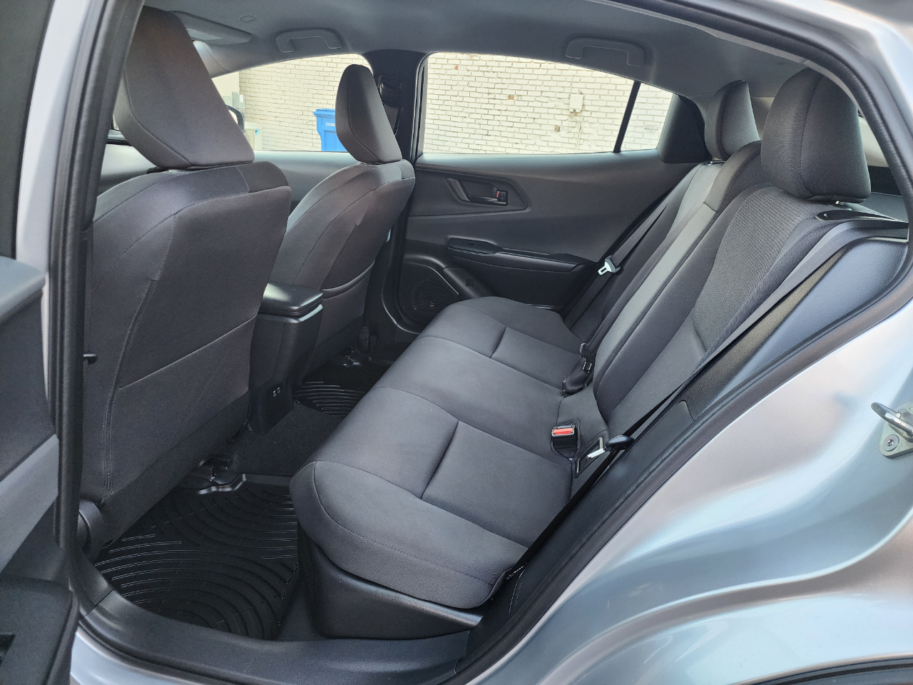 Toyota Prius LE AWD 2024