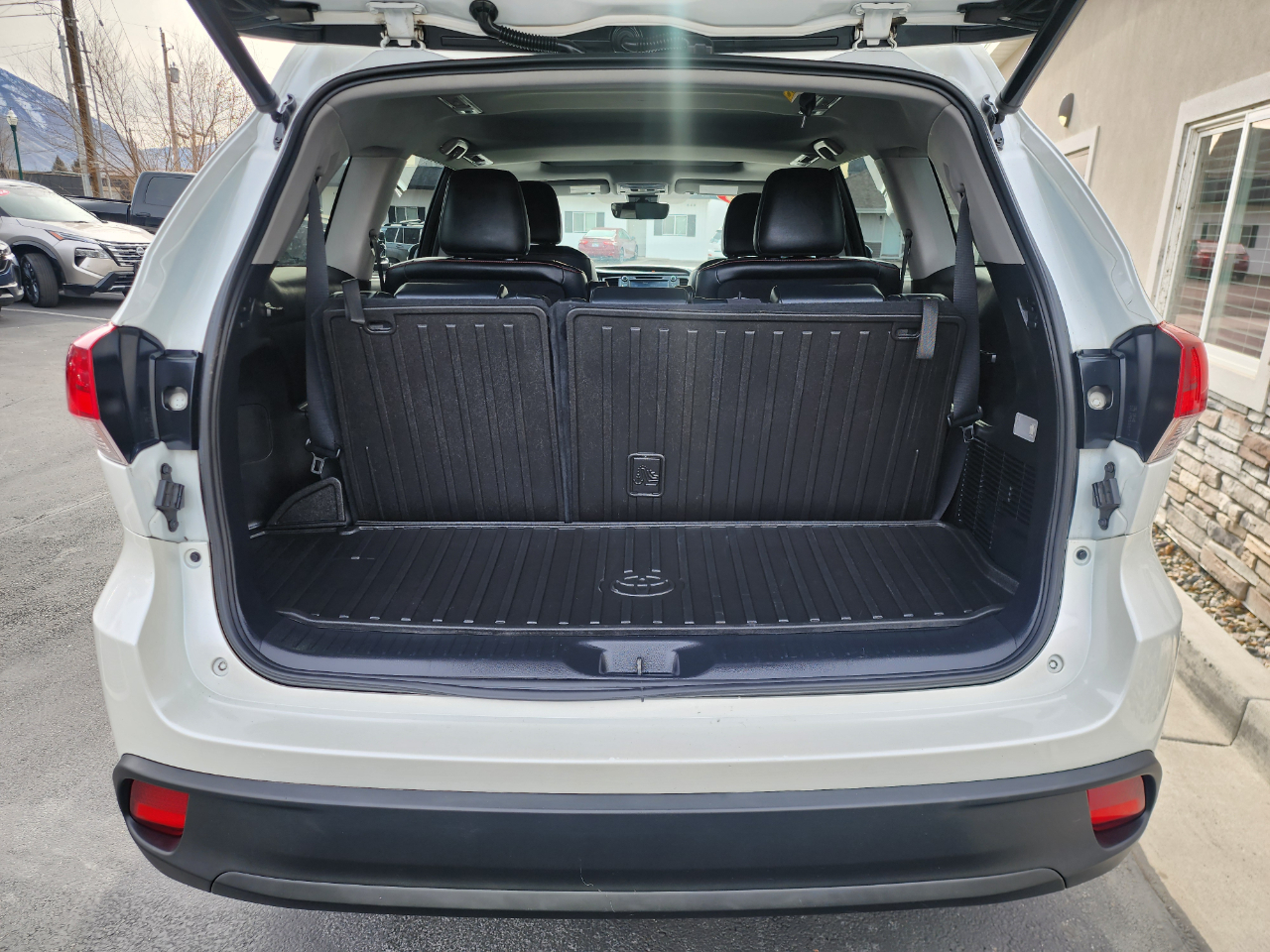 Toyota Highlander SE AWD V6 2019