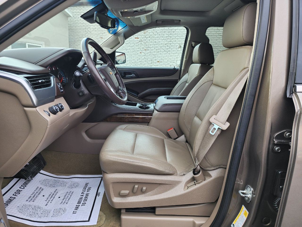 Chevrolet Suburban LT 4WD 2016