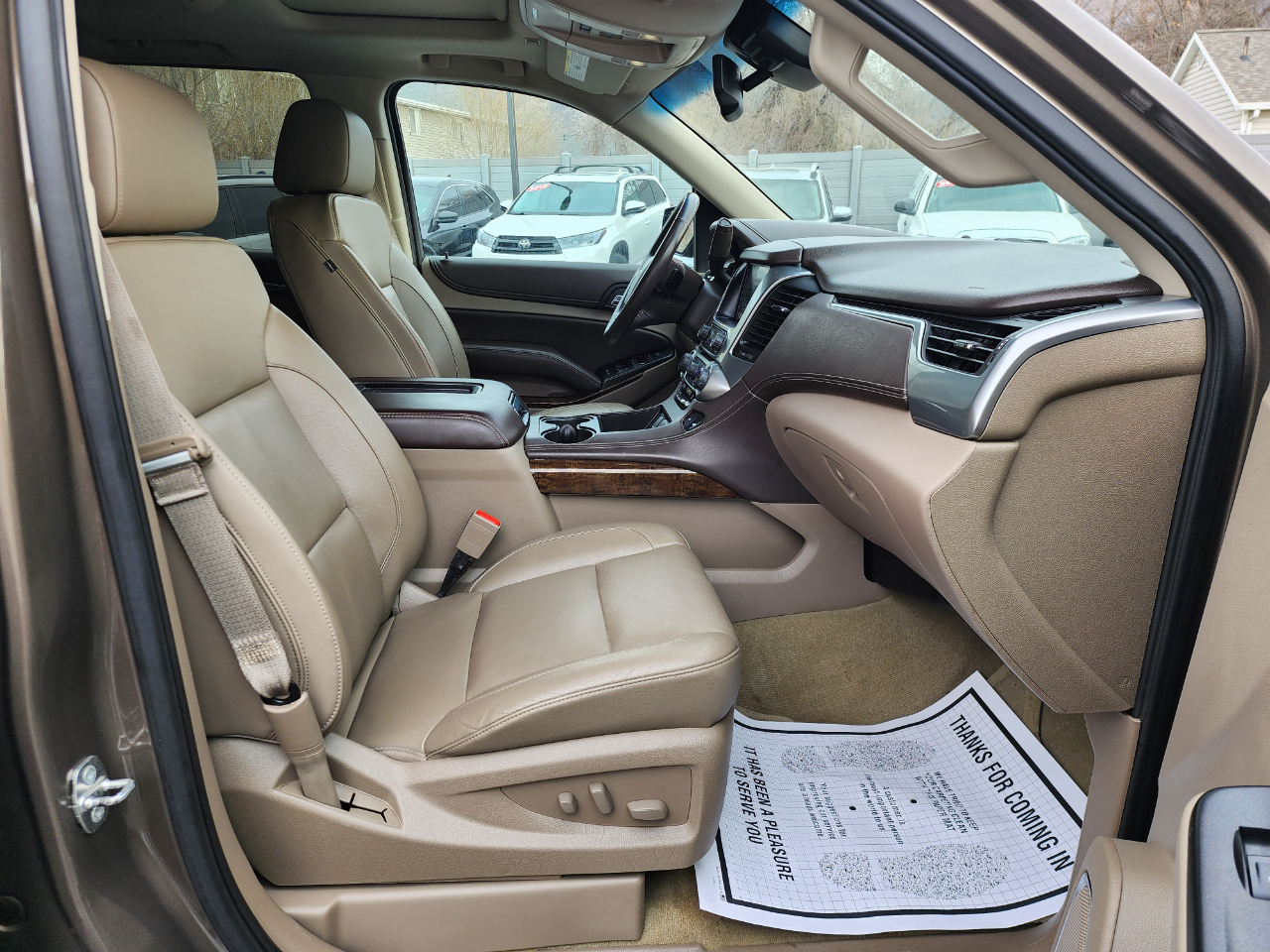 Chevrolet Suburban LT 4WD 2016