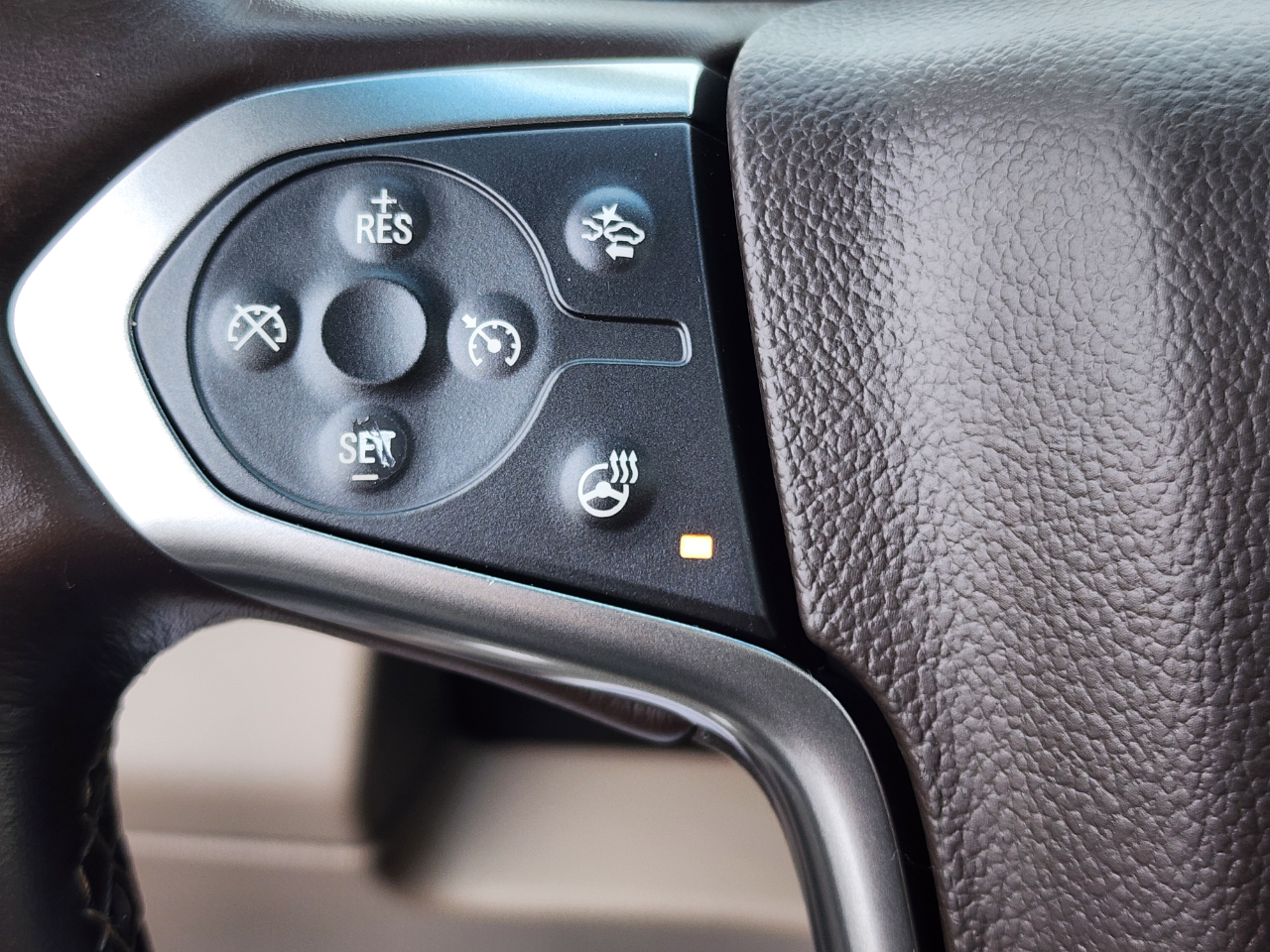 Chevrolet Suburban LT 4WD 2016