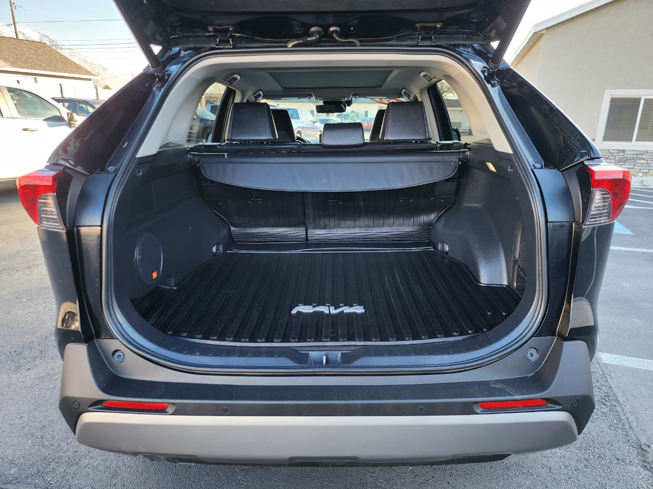 Toyota RAV4 Hybrid Limited 2022