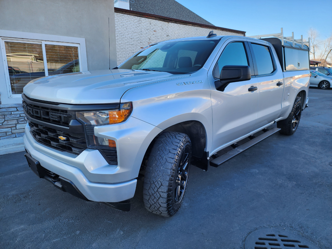 Chevrolet Silverado 1500 Custom Crew Cab 4WD 2022