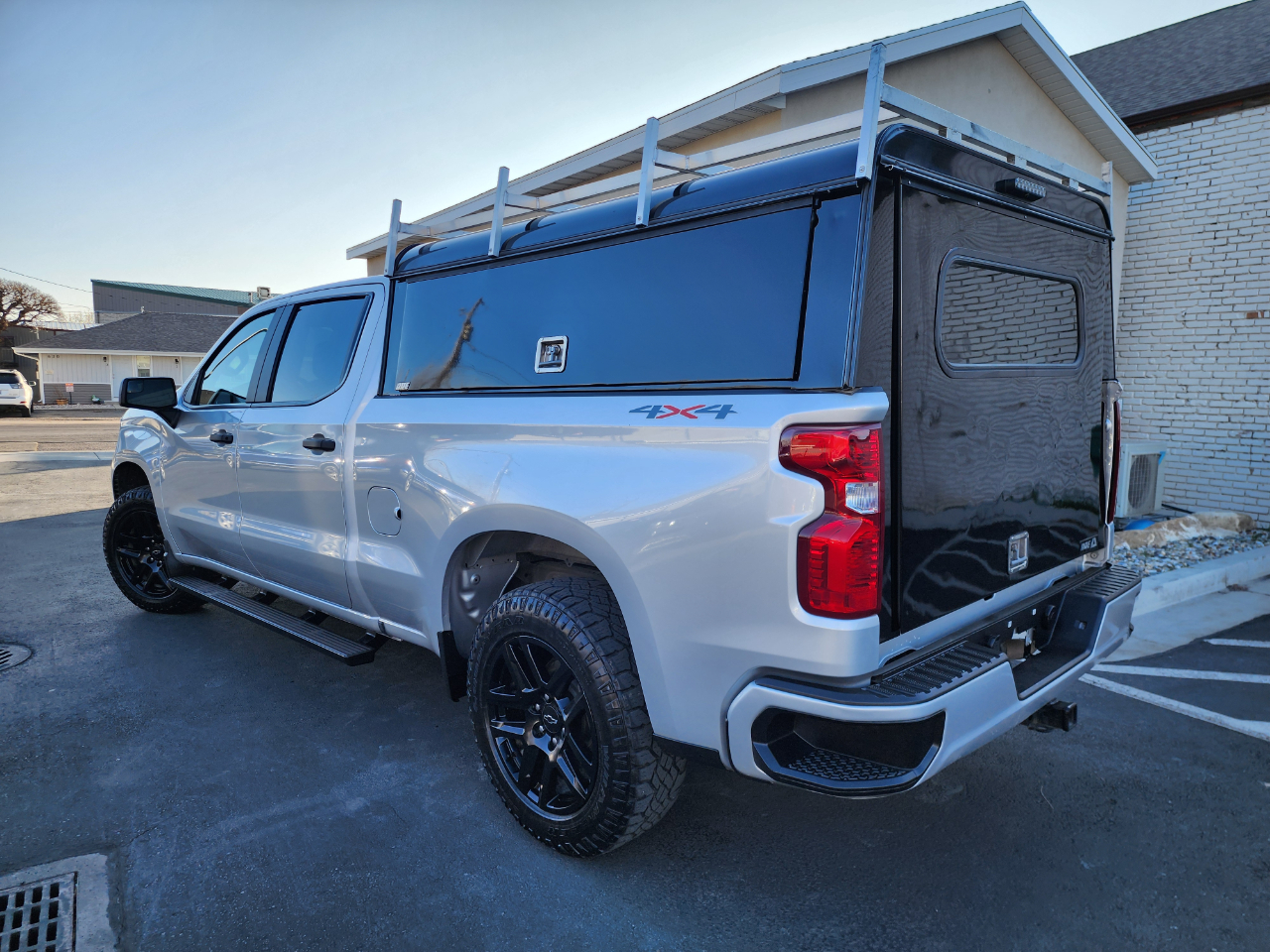 Chevrolet Silverado 1500 Custom Crew Cab 4WD 2022