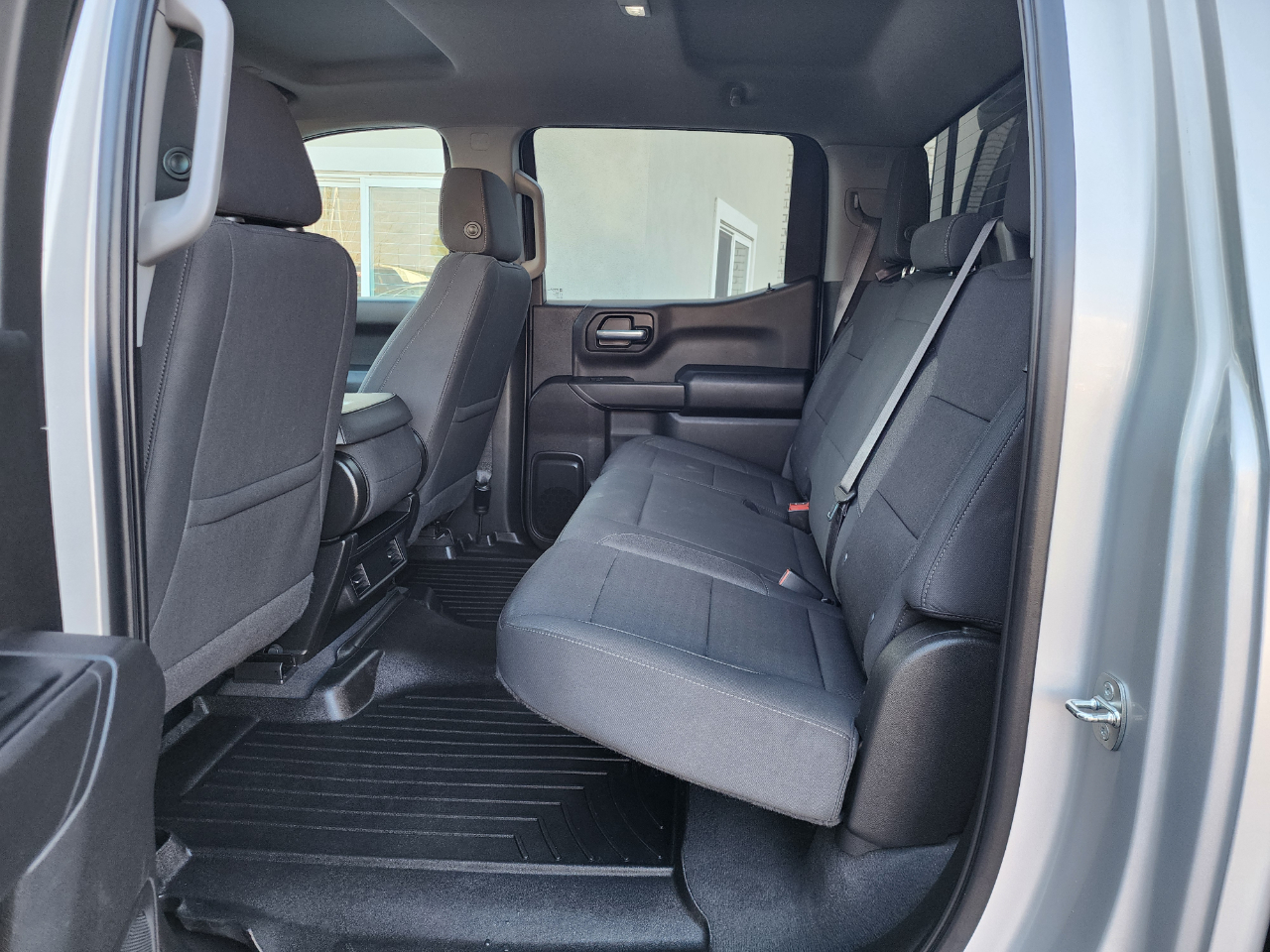 Chevrolet Silverado 1500 Custom Crew Cab 4WD 2022