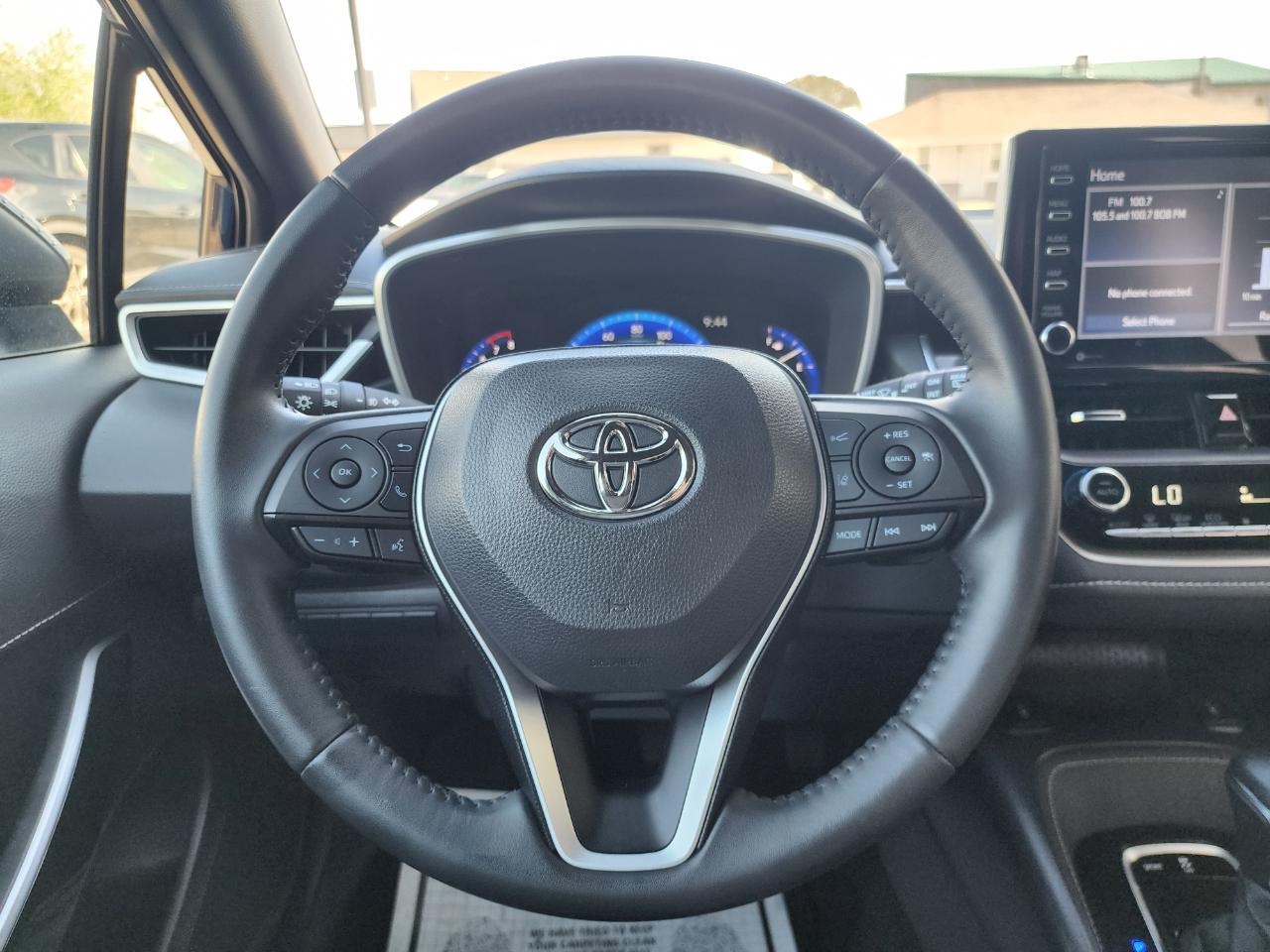 Toyota Corolla XSE Hatchback CVT 2021