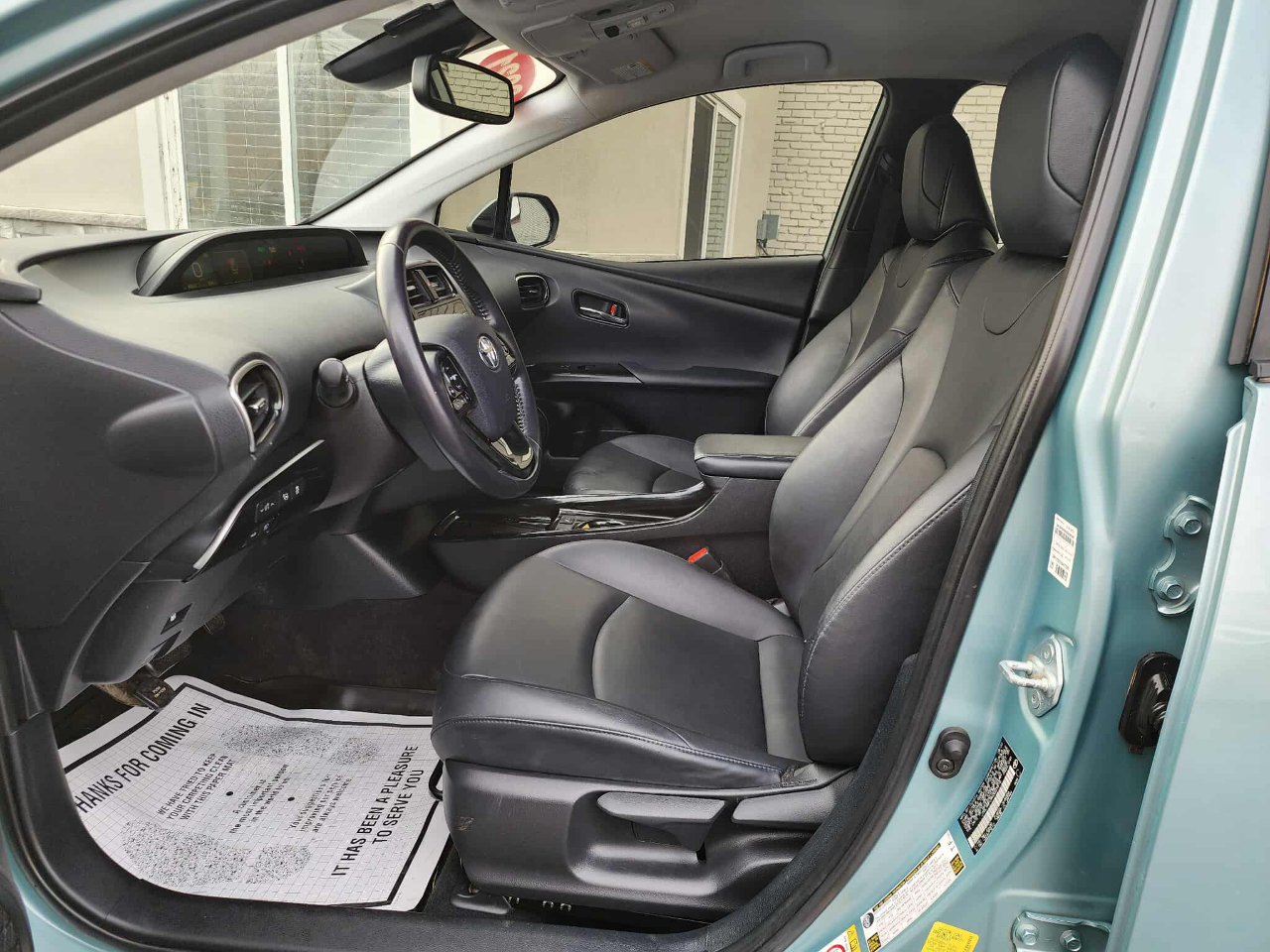 Toyota Prius XLE AWD-e 2021