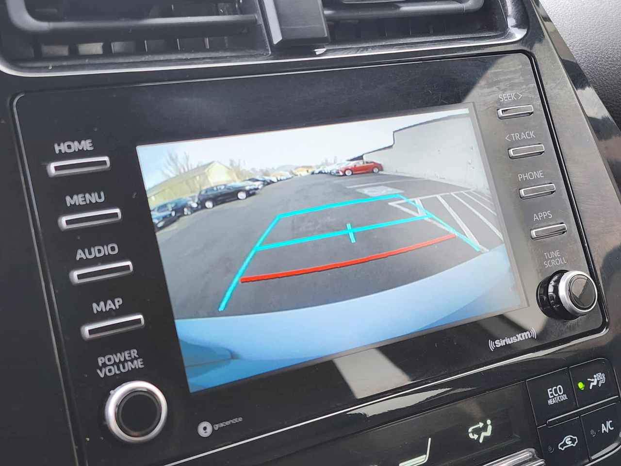 Toyota Prius XLE AWD-e 2021