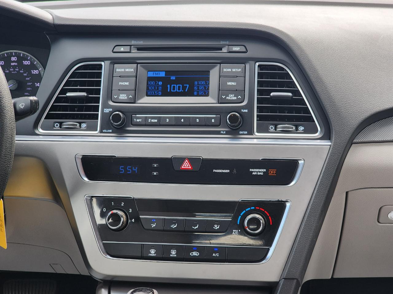 Hyundai Sonata SE 2015