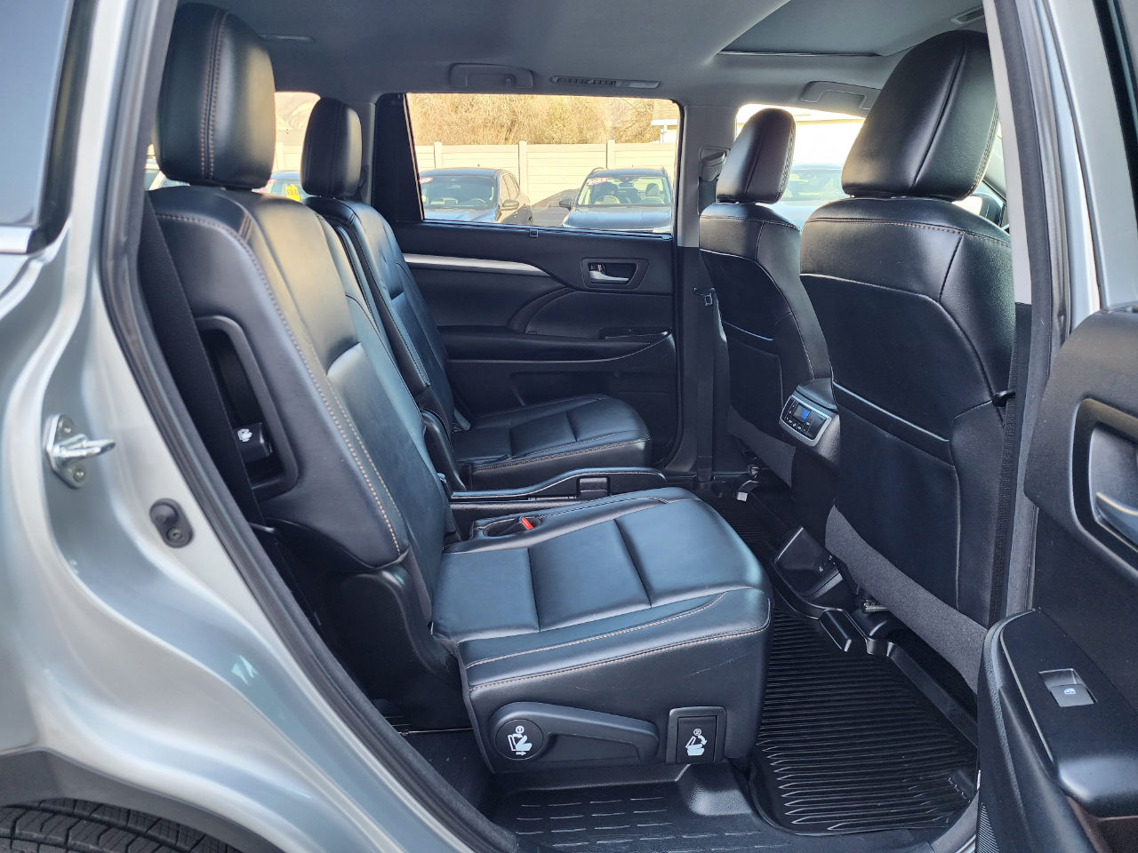 Toyota Highlander SE AWD V6 2018