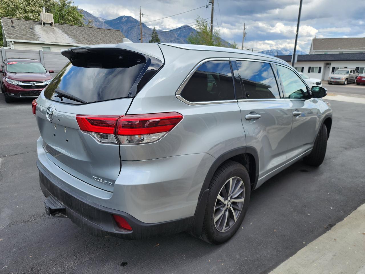Toyota Highlander XLE AWD V6 2018