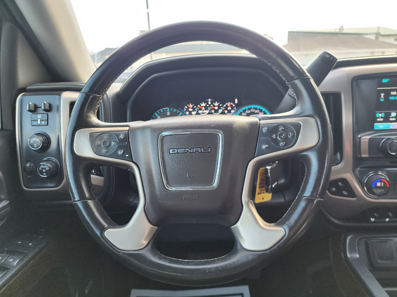 GMC Sierra 1500 Denali Crew Cab Short Box 4WD 2017