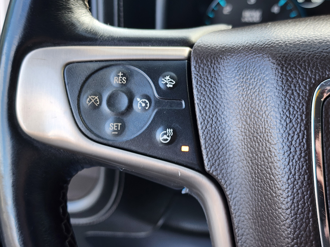 GMC Sierra 1500 Denali Crew Cab Short Box 4WD 2017