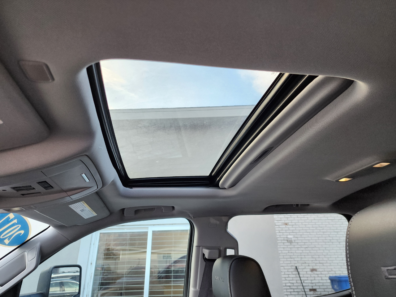 GMC Sierra 1500 Denali Crew Cab Short Box 4WD 2017