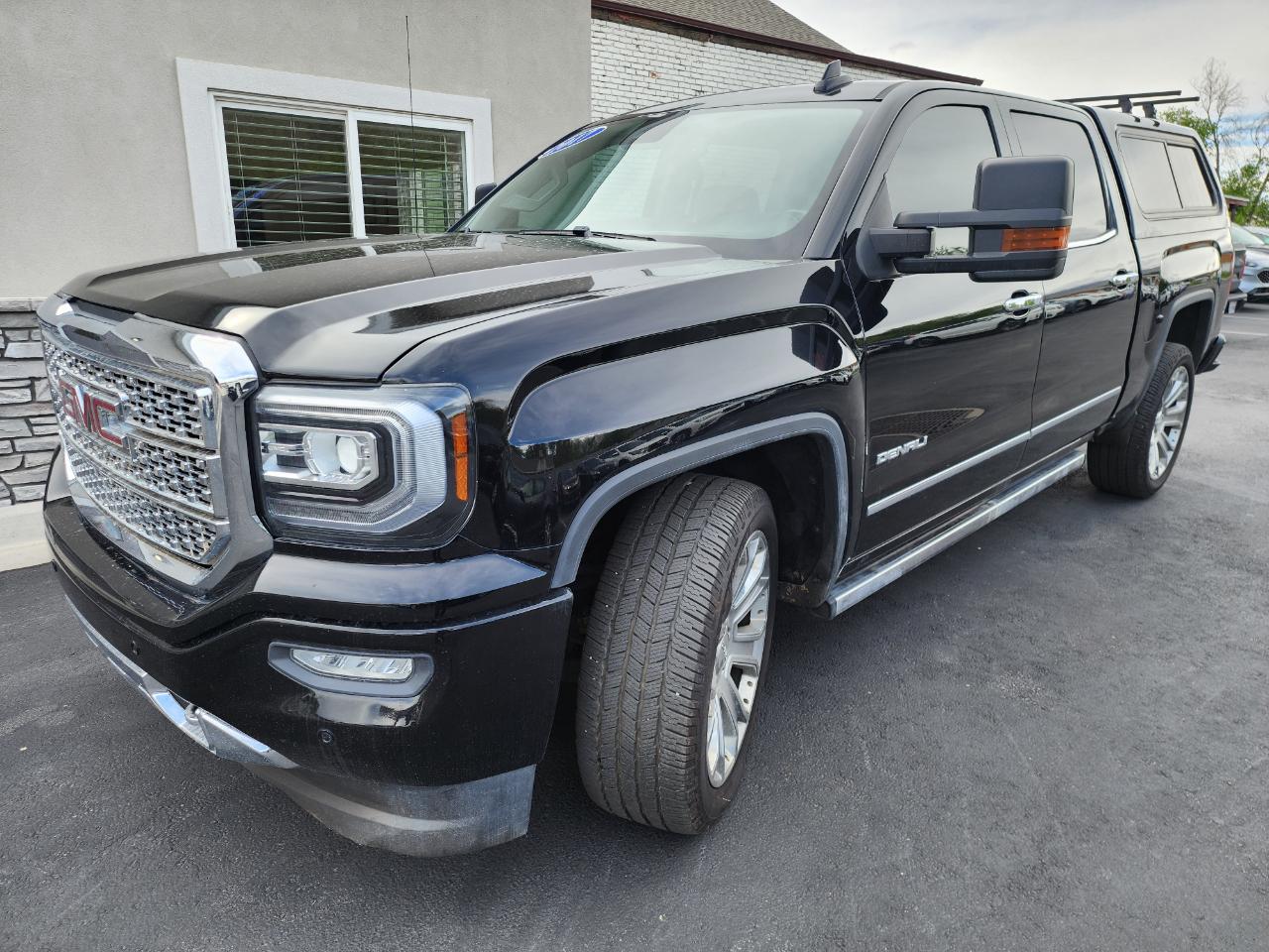 GMC Sierra 1500 Denali Crew Cab Short Box 4WD 2017