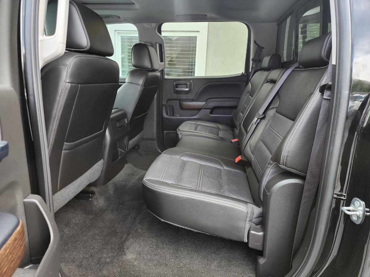 GMC Sierra 1500 Denali Crew Cab Short Box 4WD 2017