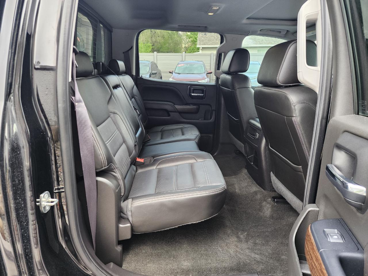 GMC Sierra 1500 Denali Crew Cab Short Box 4WD 2017