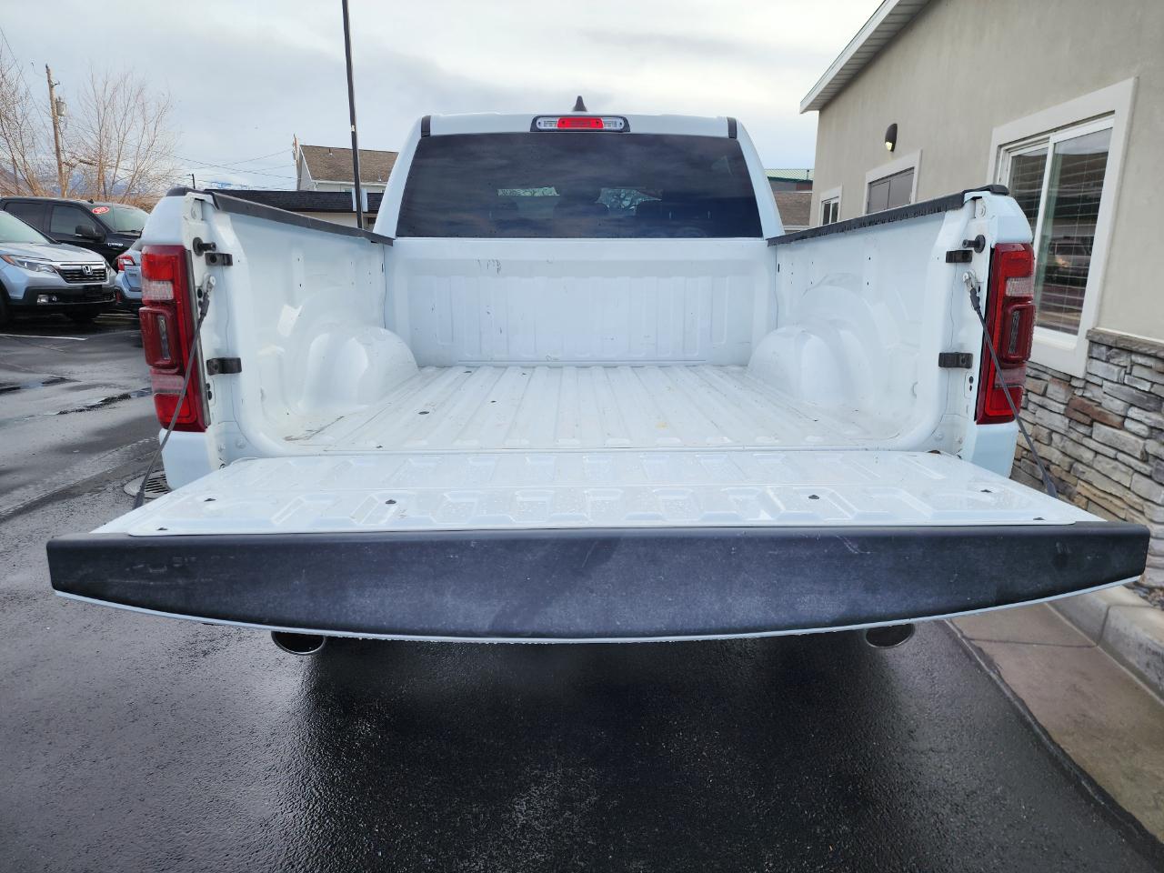 RAM 1500 Laramie Crew Cab SWB 4WD 2024