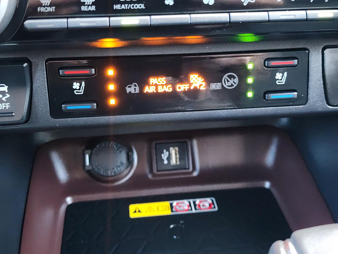 Toyota RAV4 Limited AWD 2024