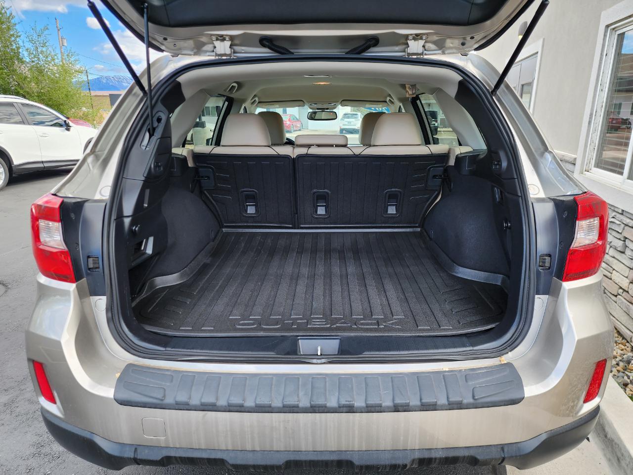 Subaru Outback 2.5i Limited 2016