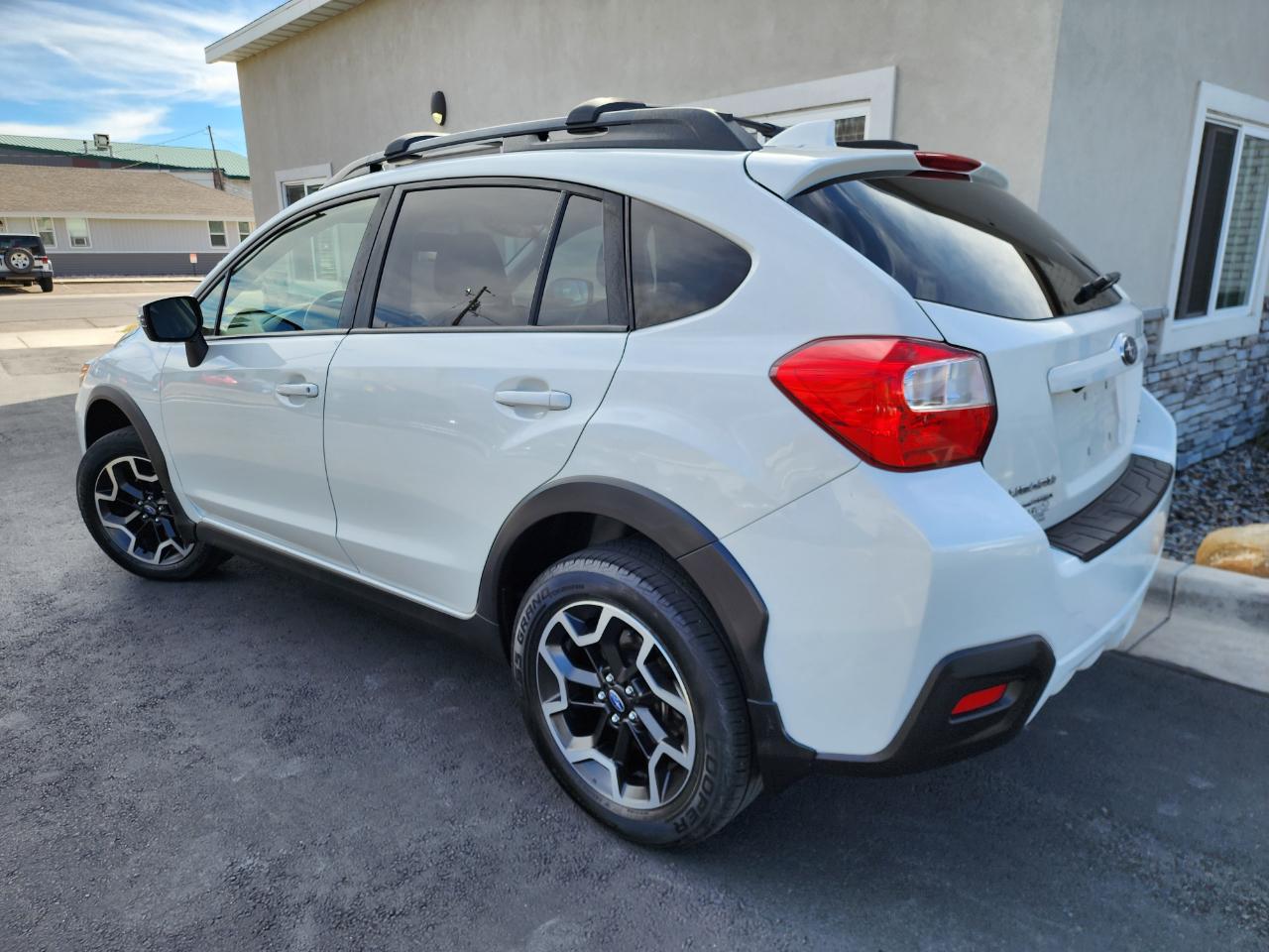 Subaru Crosstrek 2.0i Limited PZEV CVT 2017