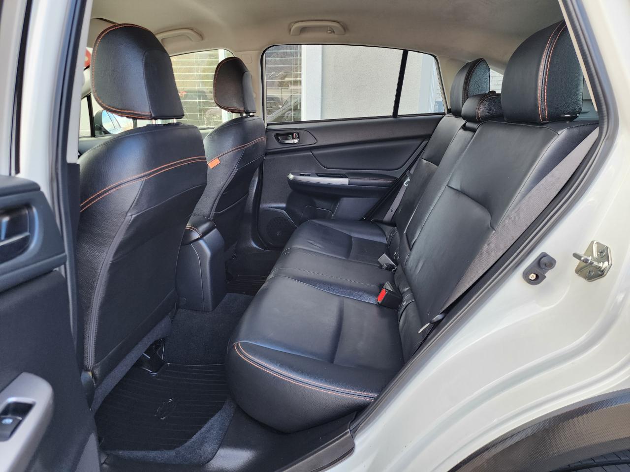 Subaru Crosstrek 2.0i Limited PZEV CVT 2017