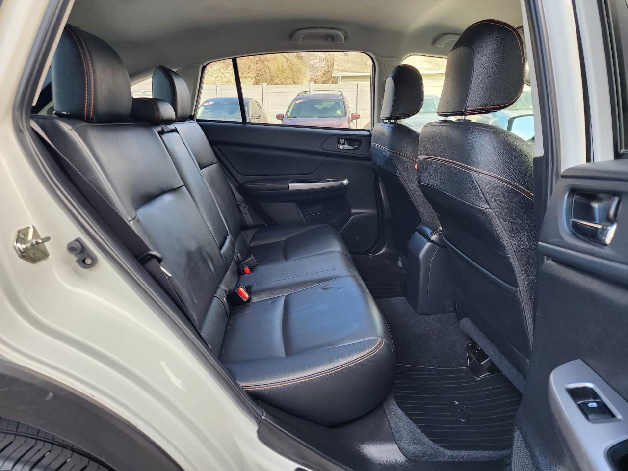 Subaru Crosstrek 2.0i Limited PZEV CVT 2017