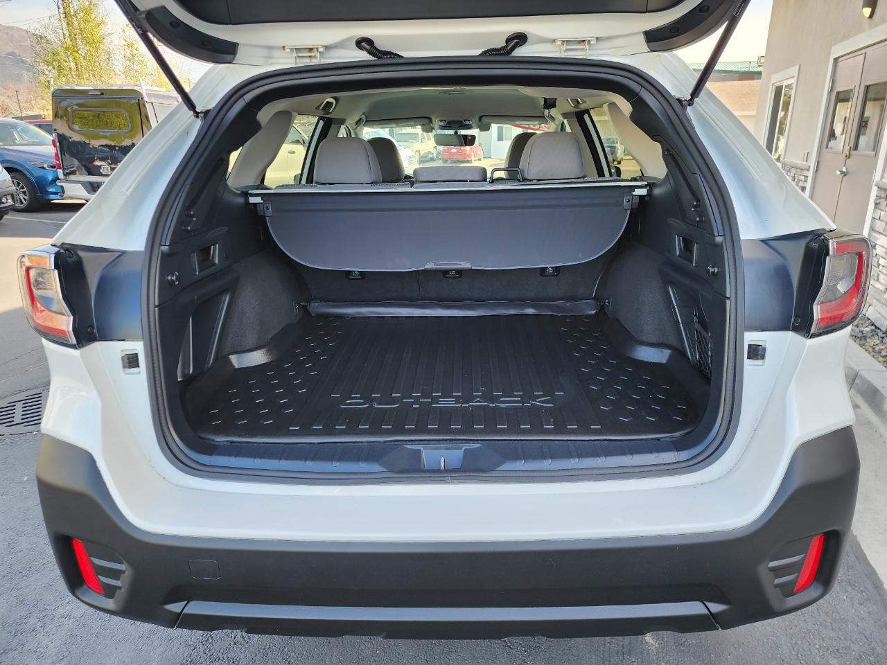 Subaru Outback Premium 2021