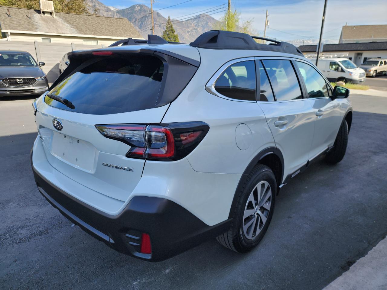 Subaru Outback Premium 2021