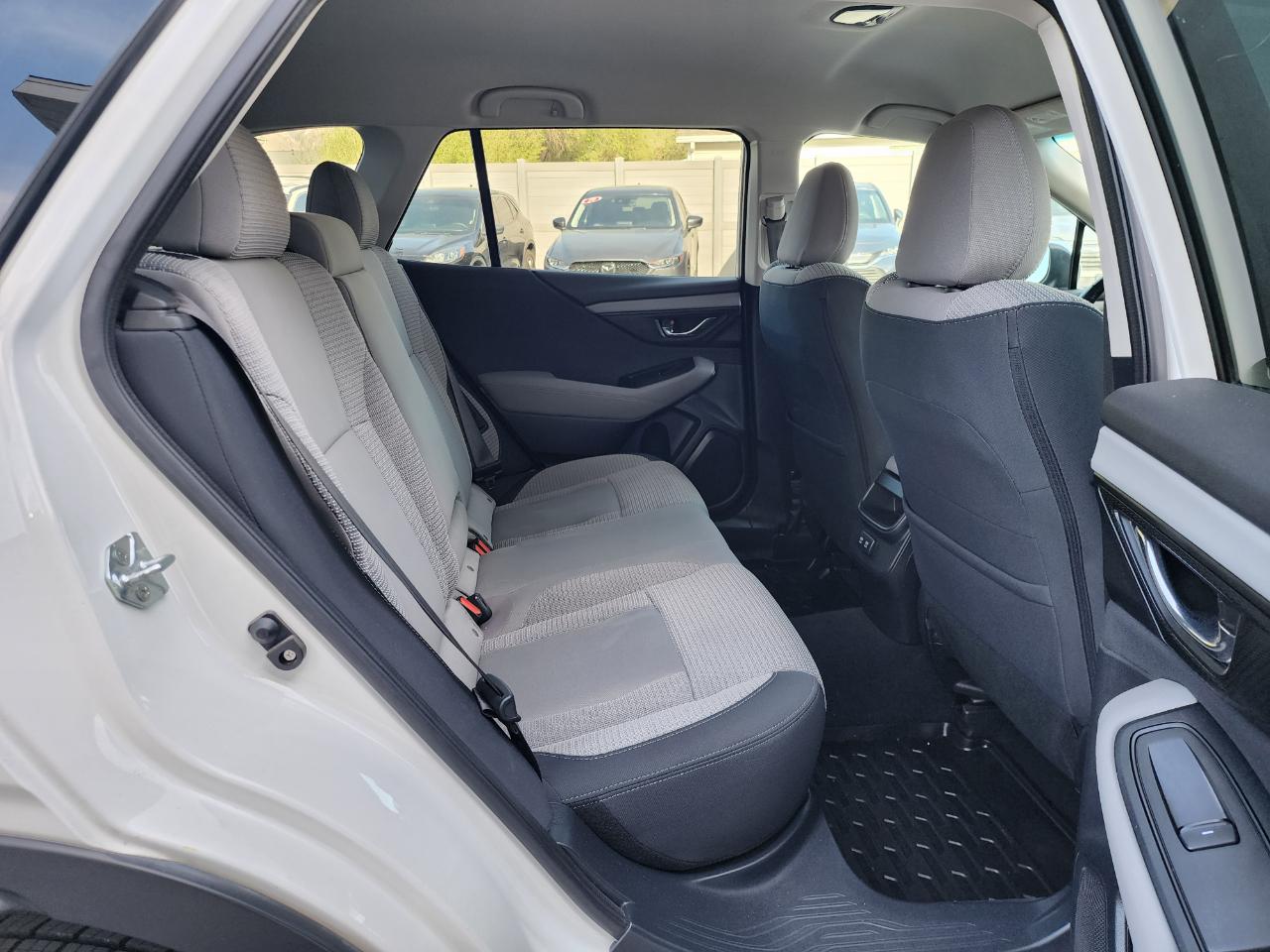 Subaru Outback Premium 2021