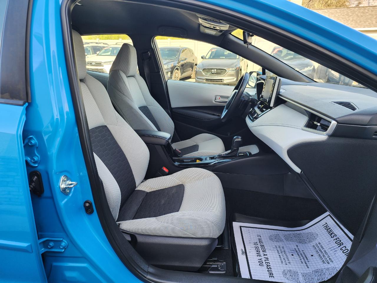 Toyota Corolla SE Hatchback CVT 2022