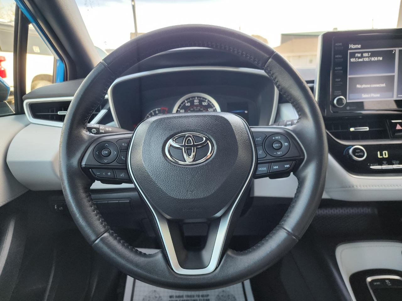 Toyota Corolla SE Hatchback CVT 2022