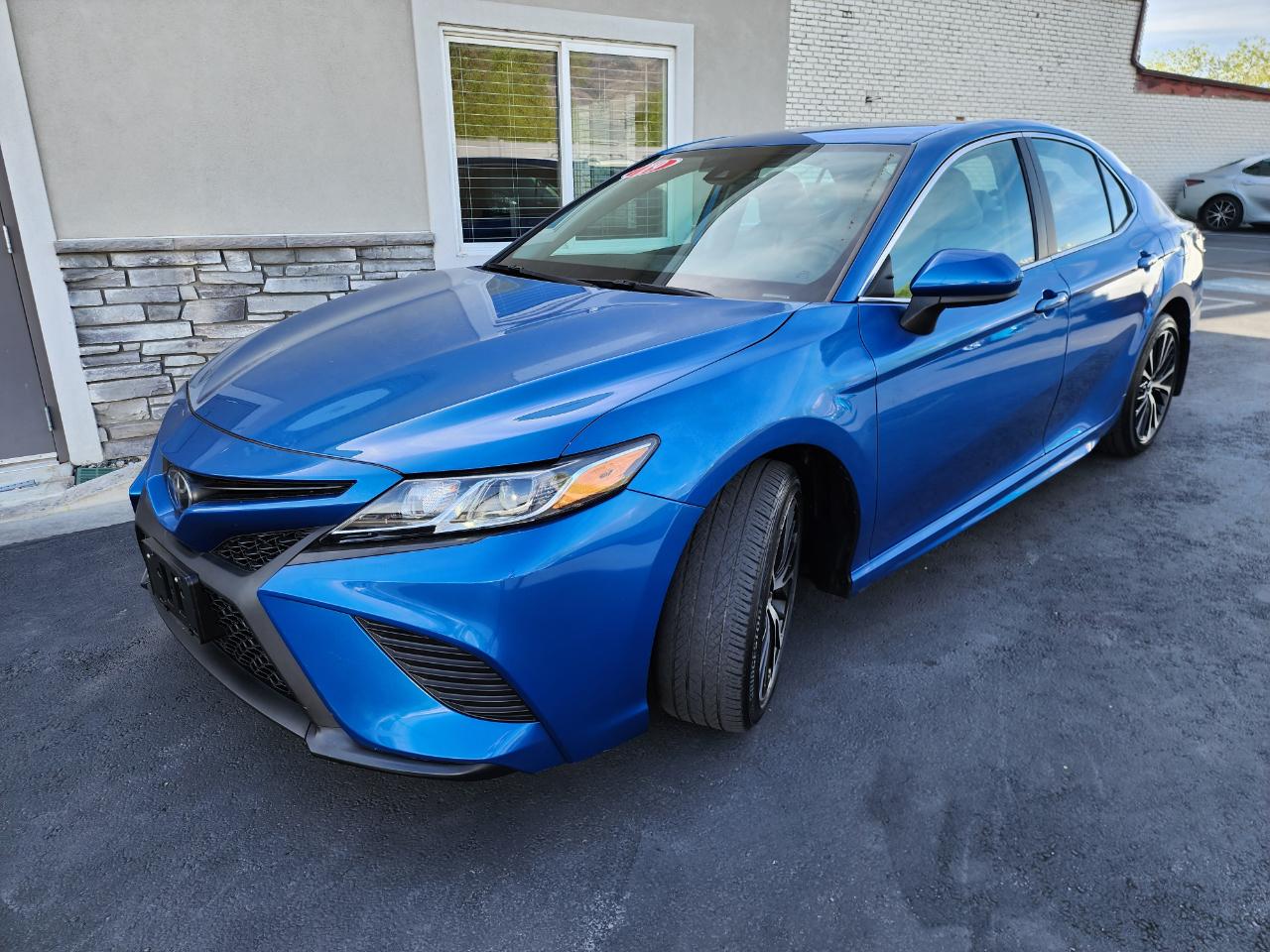 Toyota Camry SE 2019