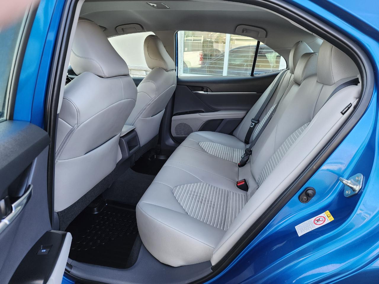 Toyota Camry SE 2019