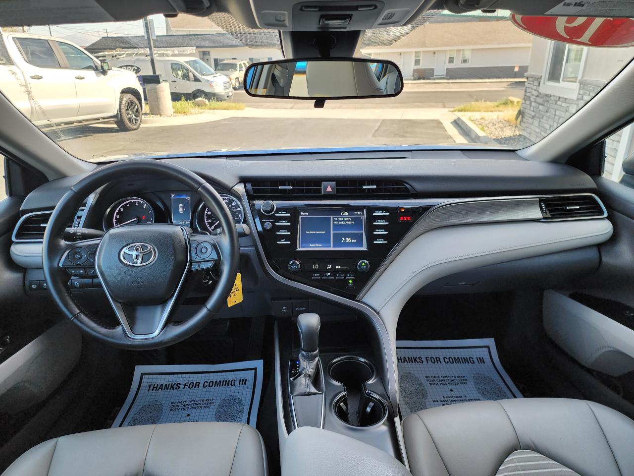Toyota Camry SE 2019