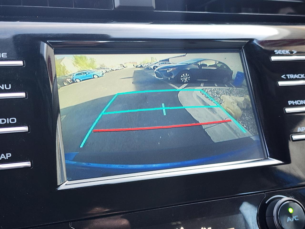 Toyota Camry SE 2019