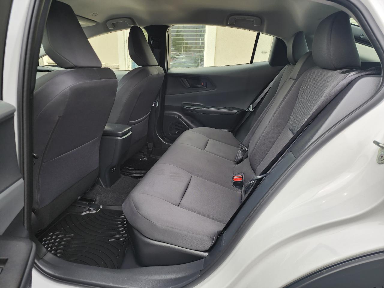 Toyota Prius LE AWD 2024