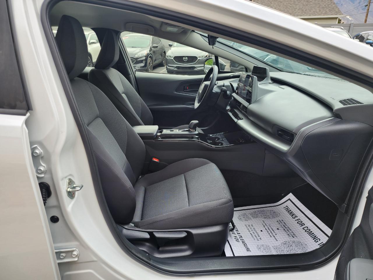 Toyota Prius LE AWD 2024