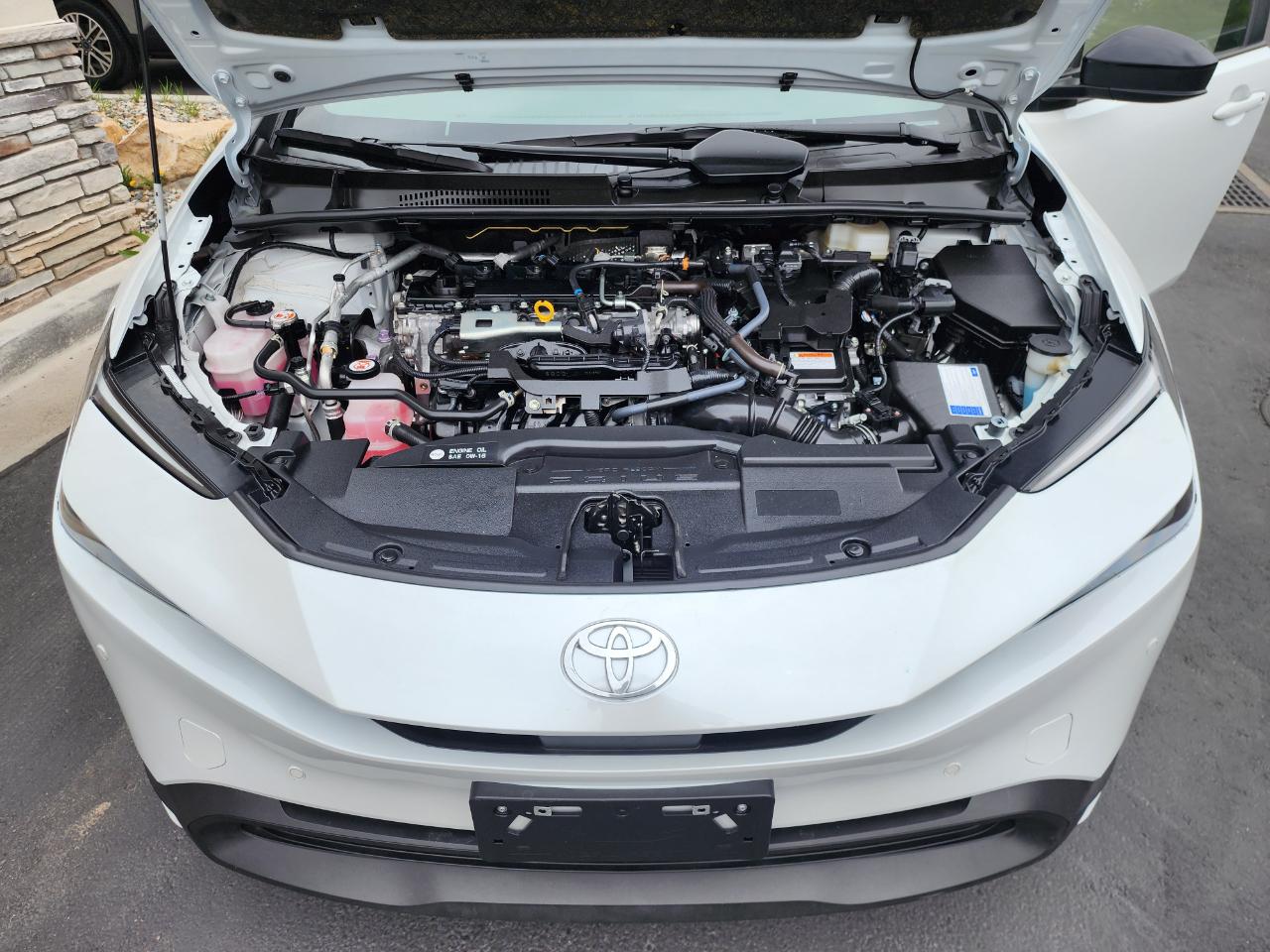 Toyota Prius LE AWD 2024