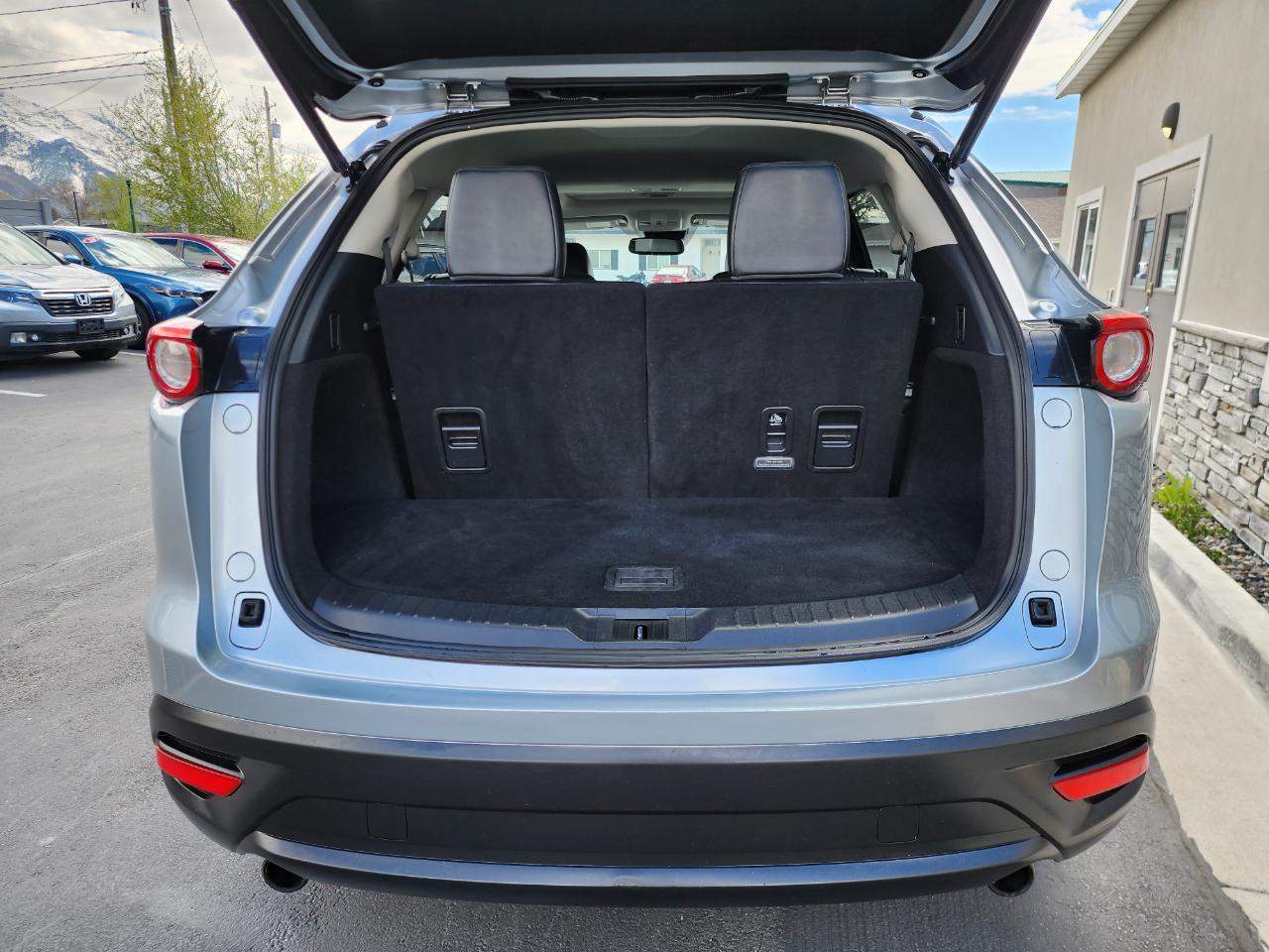 Mazda CX-9 Touring 2023