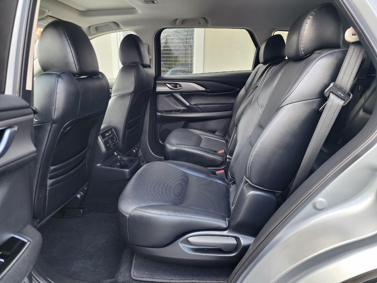 Mazda CX-9 Touring 2023