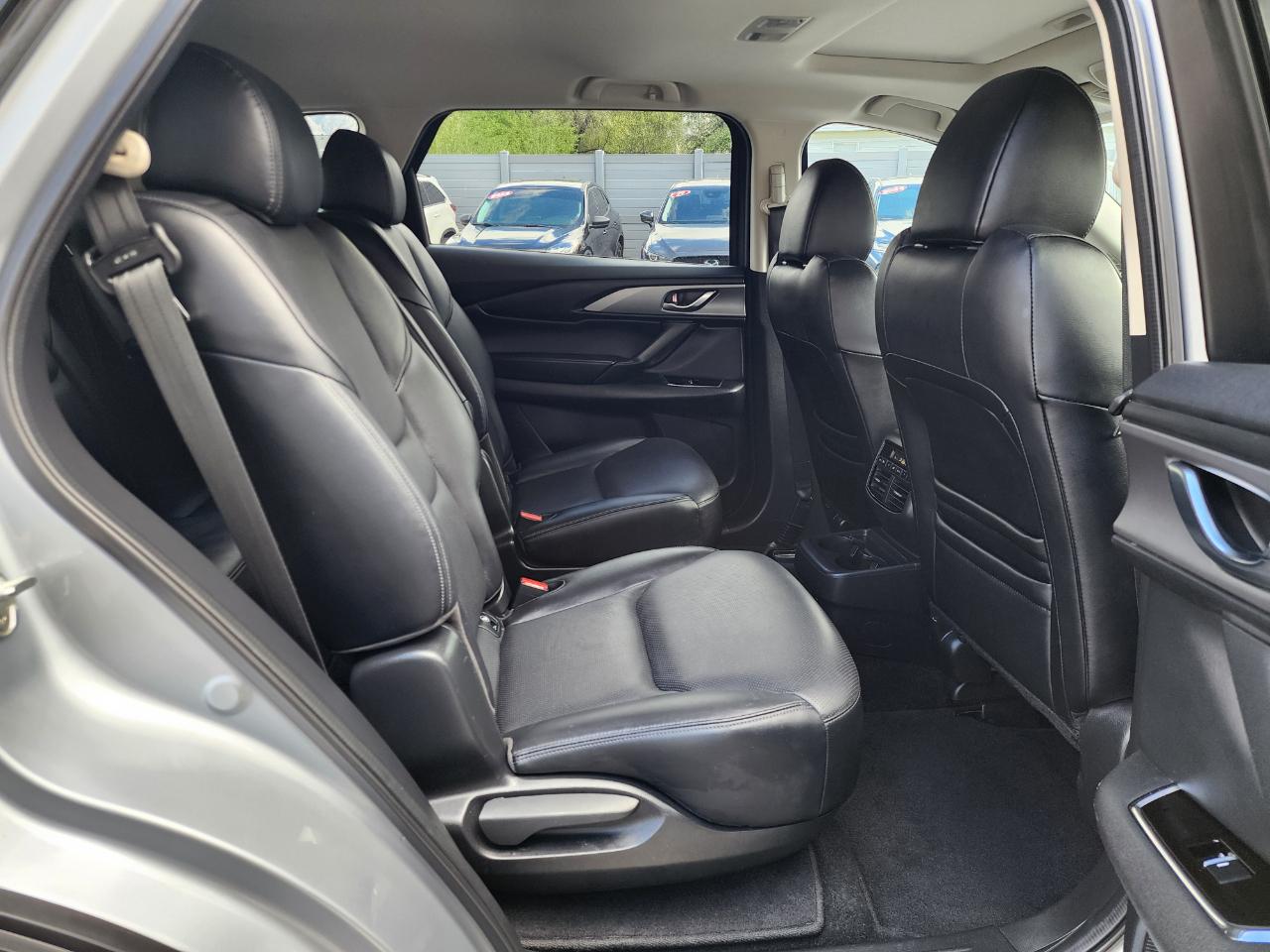 Mazda CX-9 Touring 2023