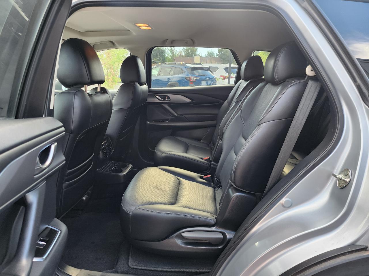 2023 Mazda CX-9 Touring - Photo 7