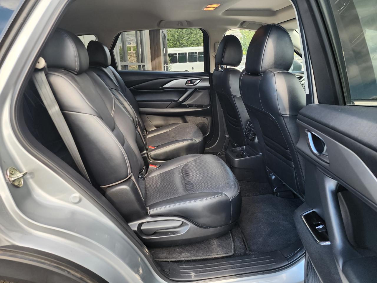 2023 Mazda CX-9 Touring - Photo 9