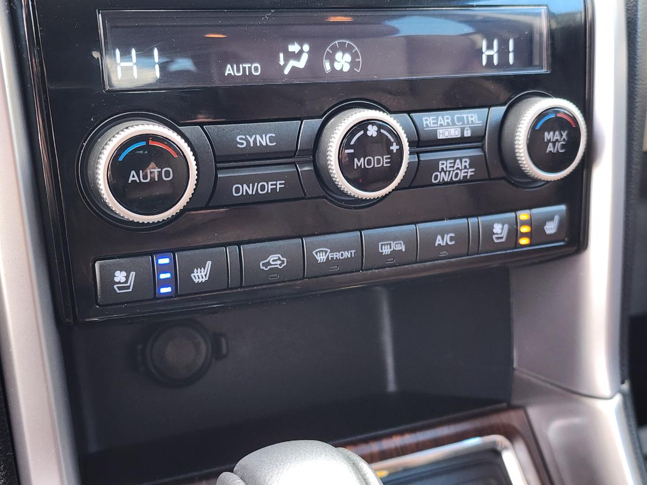 Subaru Ascent Touring 2021