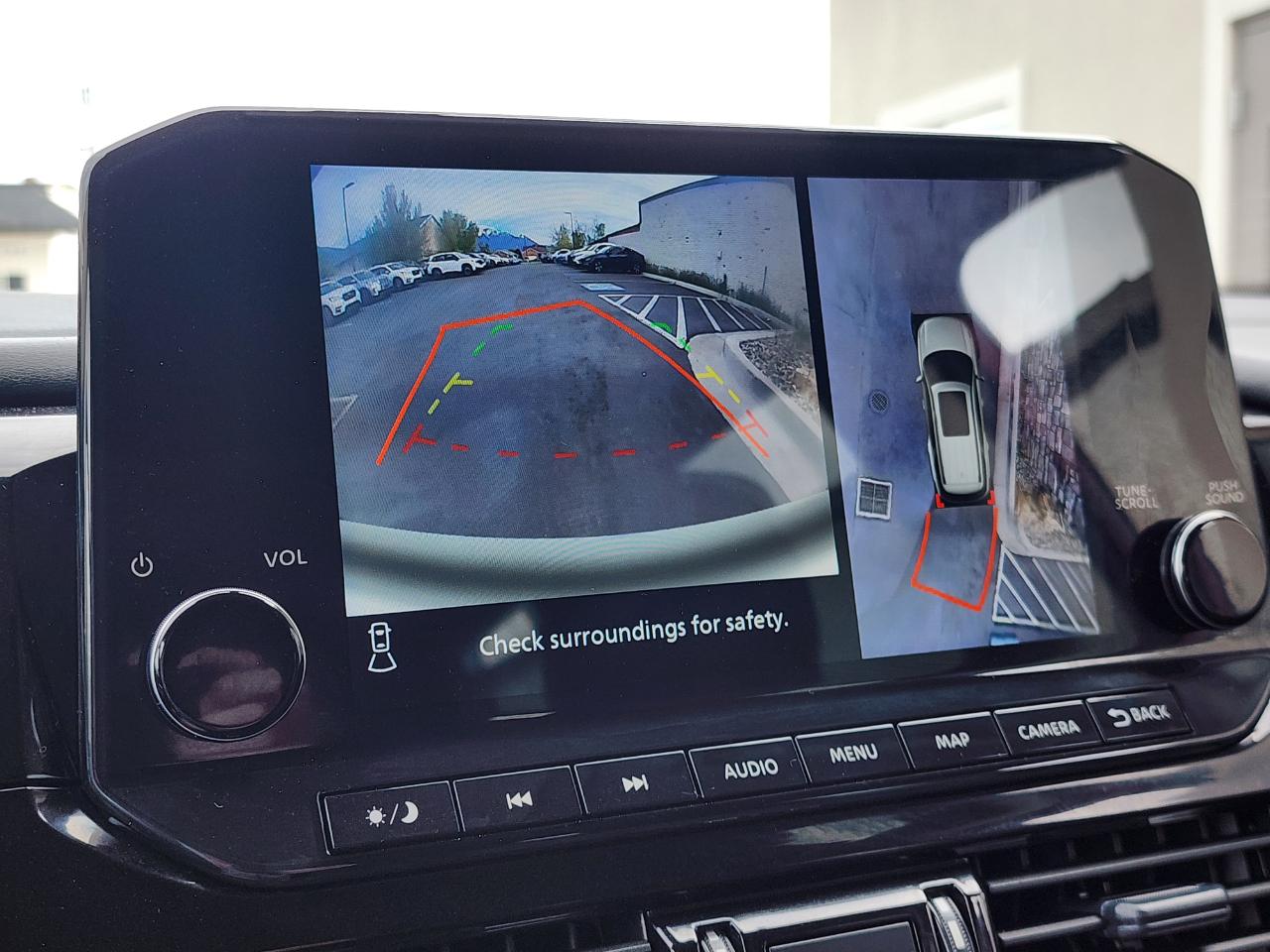 Nissan Pathfinder Platinum 4WD 2024