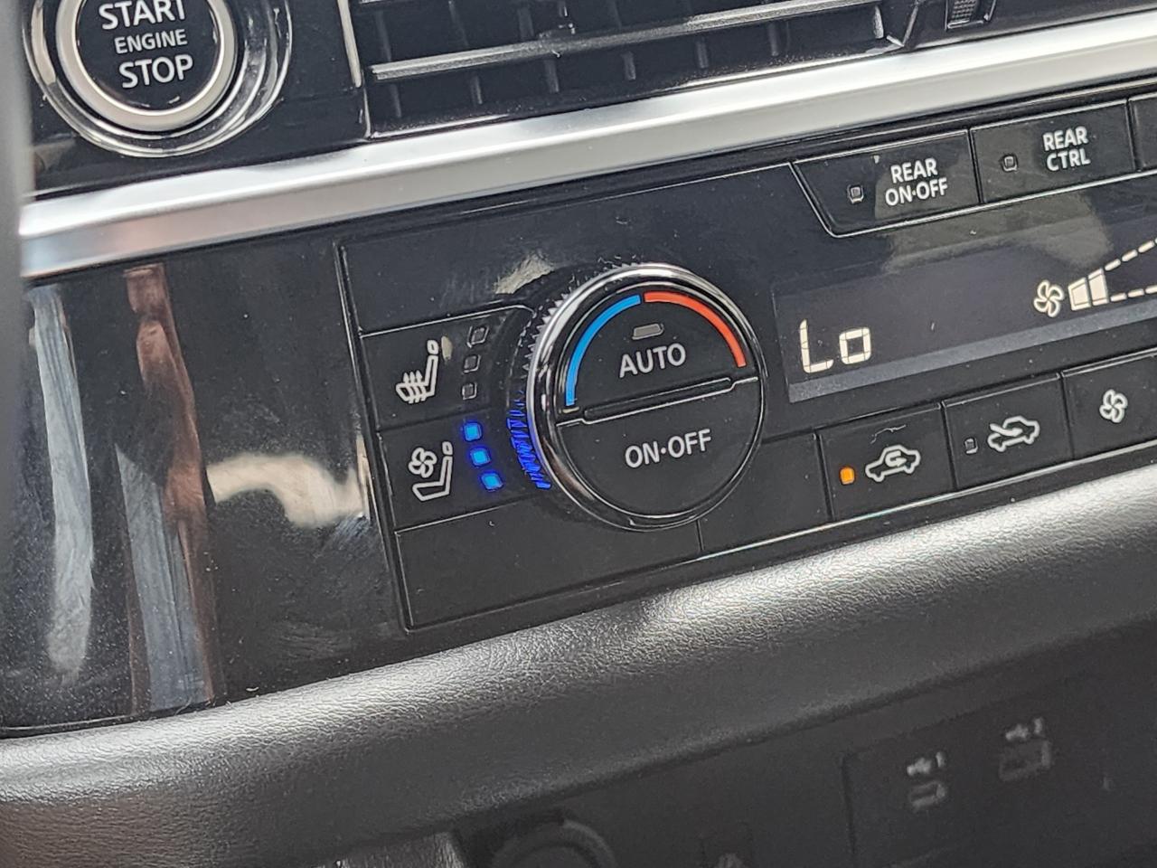 Nissan Pathfinder Platinum 4WD 2024